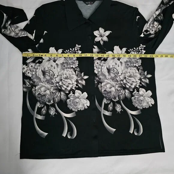 ModeLia Women's Floral Print Kimono W/ Inner Sleeveless Blouse Black Size Medium - Picture 12 of 16
